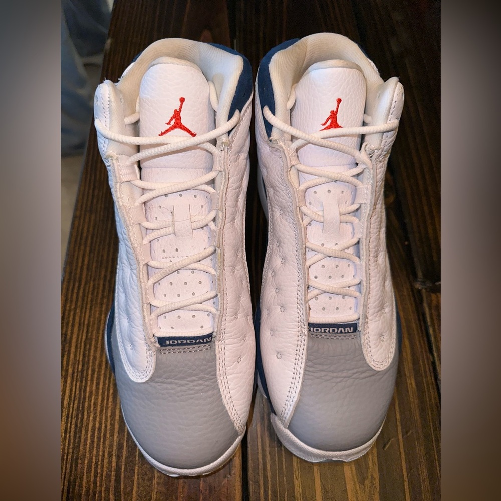 Air Jordan 13 : french blue Size : 6.5 (Big Kids)